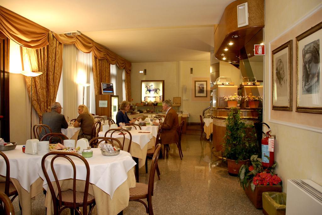 Hotel Donatello Padova Ngoại thất bức ảnh
